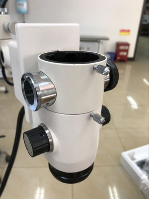 I punti oftalmici di ingrandimento 3/5 del microscopio della chirurgia possono abbinare il CCD della macchina fotografica HD